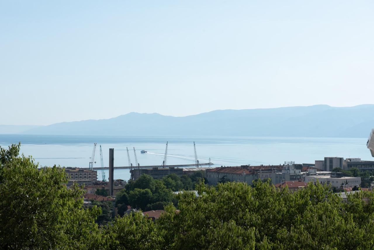 Apartman Lari Rijeka Exterior foto